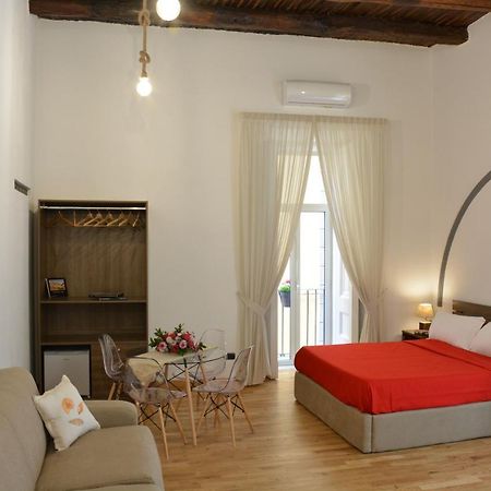 Domus Studio 25 Bed & Breakfast 나폴리 외부 사진