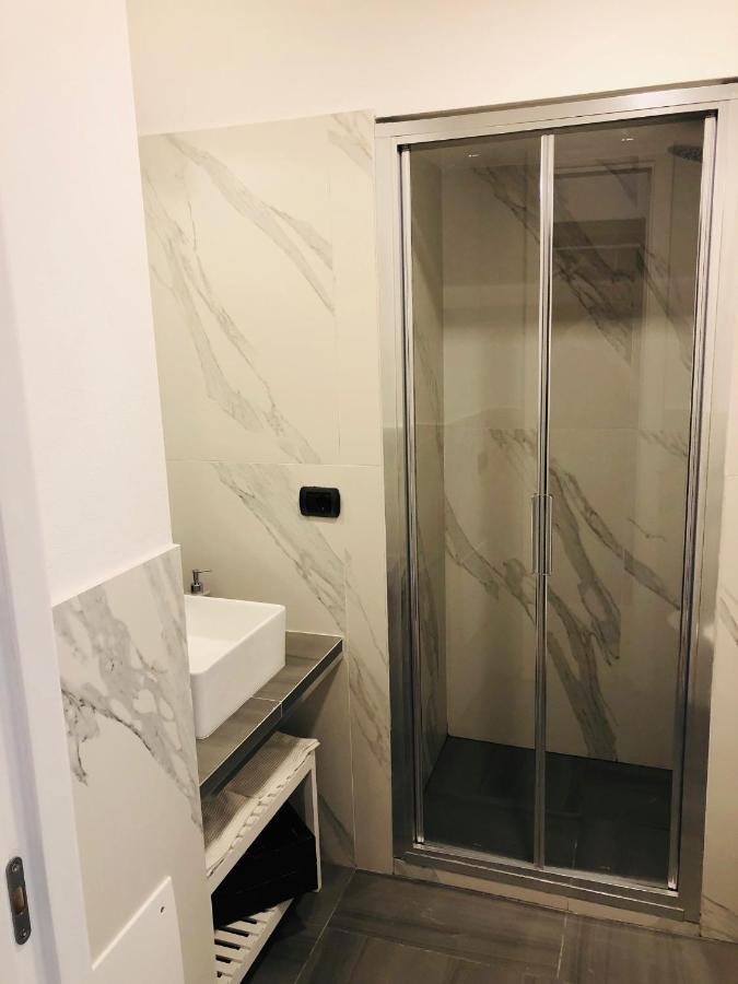 Domus Studio 25 Bed & Breakfast 나폴리 외부 사진