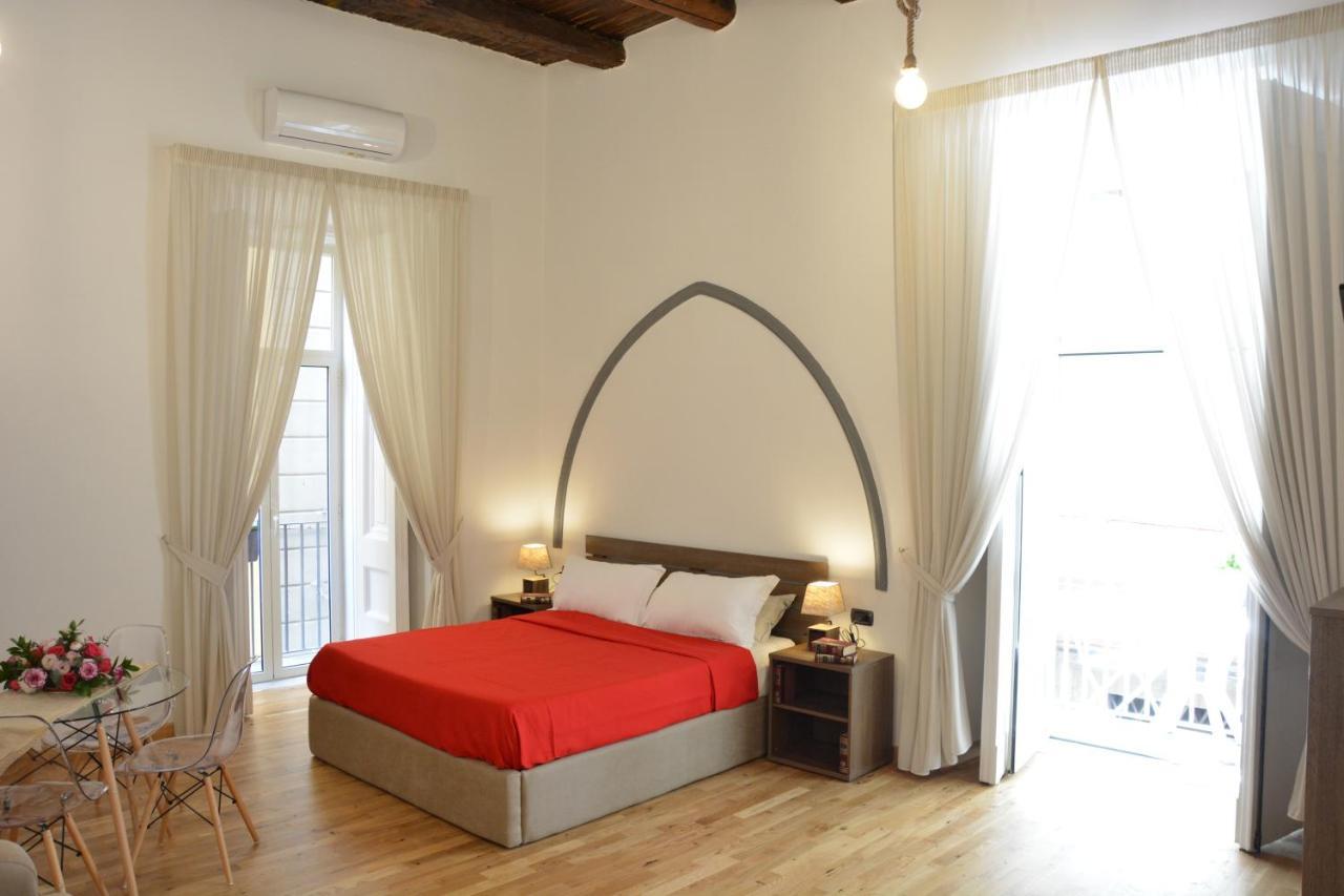 Domus Studio 25 Bed & Breakfast 나폴리 외부 사진