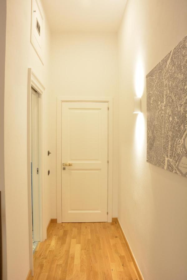 Domus Studio 25 Bed & Breakfast 나폴리 외부 사진