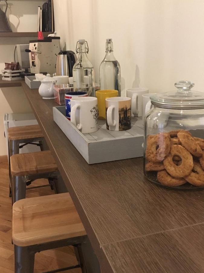 Domus Studio 25 Bed & Breakfast 나폴리 외부 사진